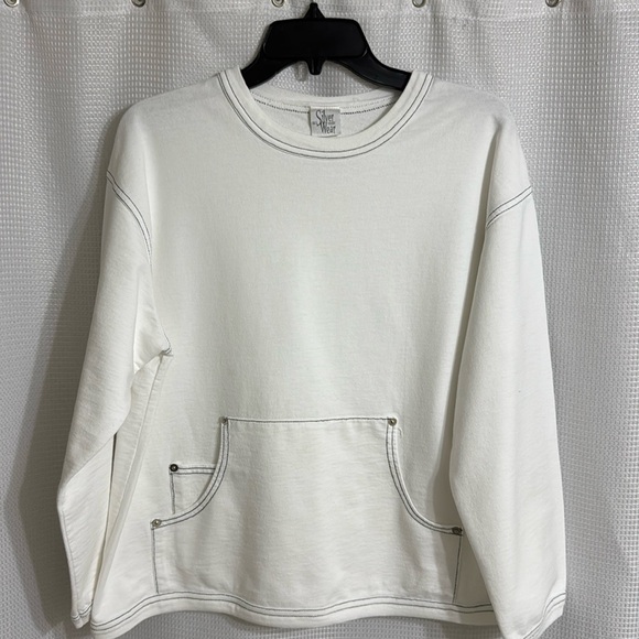 Women’s Silver Wear cropped crew neck shirt.  Size L/XL ?  SEE MEASUREMENTS - Picture 1 of 5